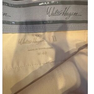 Walter Hagen Mens Golf Shorts Khaki Tan Flat Front Siz 40 W40 Casual Performance